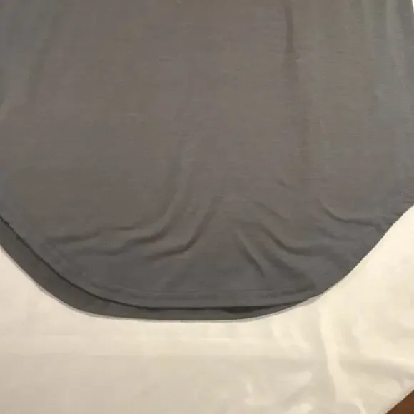 ~BRAND NEW~ Virginia Tech Hokies VT Hokies T-Shirt 🦃 Hokie Nation small petite - Picture 5 of 6